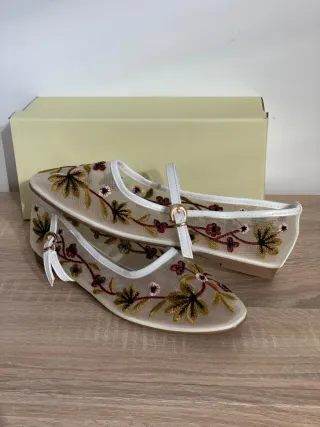 Bailarinas transparentes. Numero 39