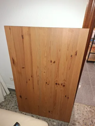 Mesa Comedor Madera Clara y Patas Blancas