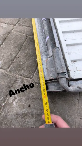 Portón metálico. )ACEPTO OFERTA)