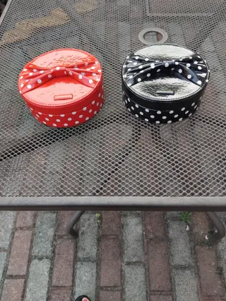 Trousse Camomilla Pois Nera e Rossa