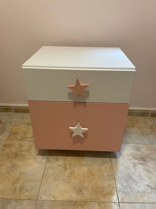 Cuna convertible para niña