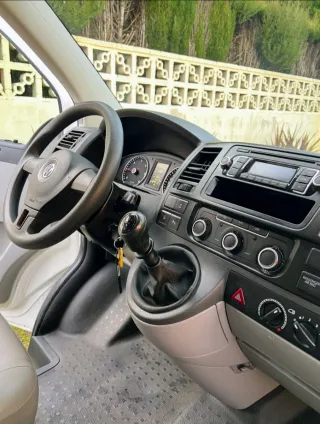 Volkswagen Transporter T5 2015
