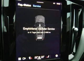 VOLVO XC60 PLUS DARK 2024