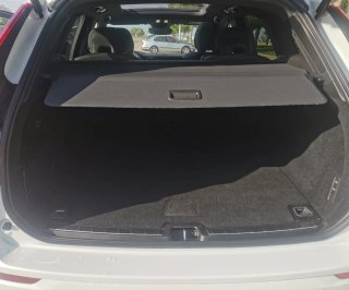 VOLVO XC60 B4 G HEV PLUS D( R-DESING)