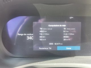 VOLVO XC60 B4 G HEV PLUS D( R-DESING)