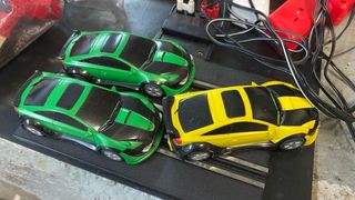 Piezas Scalextric: Rectas, Curvas y Accesorios