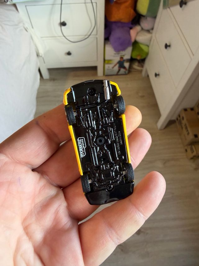 Tarmac VeilSide Mazda RX-7 Fortune 7 amarillo