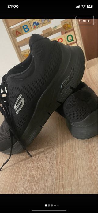 Zapatillas Skechers Negras