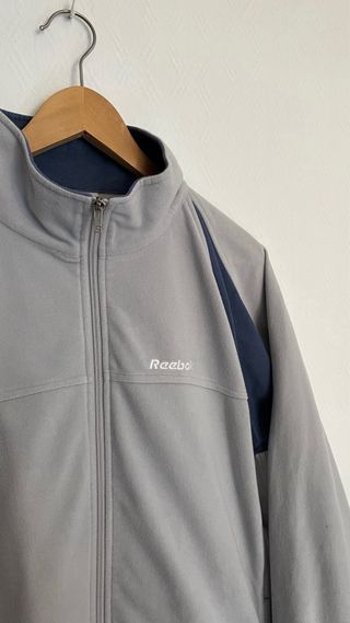 Chaqueta deportiva Reebok gris Talla L