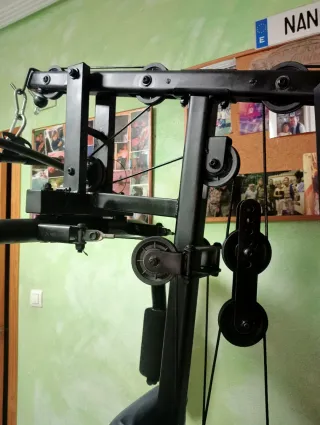 Máquina de gimnasio multifunción