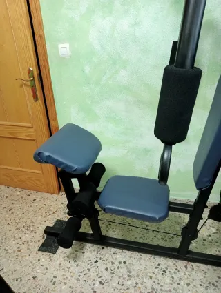 Máquina de gimnasio multifunción