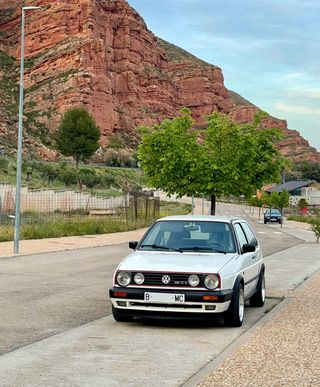 Volkswagen Golf GTI MK2 8v