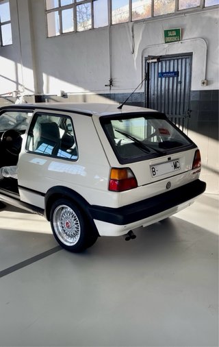 Volkswagen Golf GTI MK2 8v