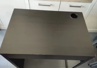 Escritorio IKEA Negro con Cajón 73x50x75