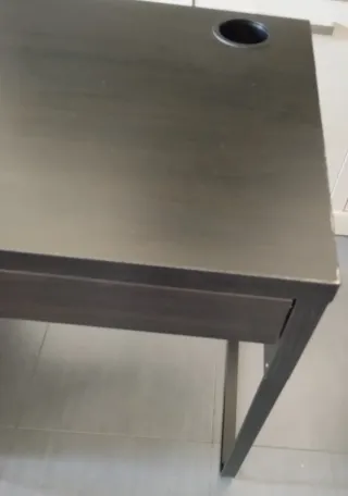 Escritorio IKEA Negro con Cajón 73x50x75