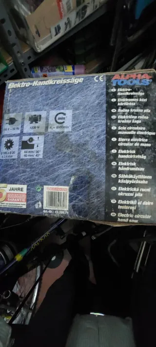 Sierra Circular Eléctrica de Mano