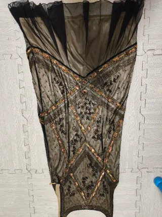 Vestido fiesta tirante ancho pedrería