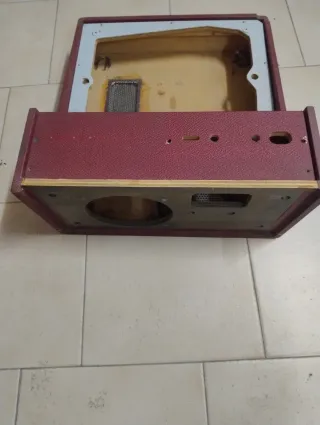 Mobile fonovaligia d'epoca in legno