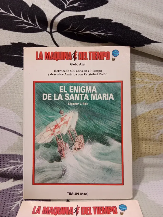 2 libros La máquina del tiempo. Timun Mas