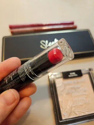 Lote Maquillaje Sleek y Wet n Wild