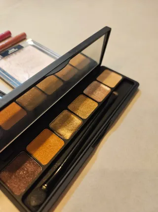 Lote Maquillaje Sleek y Wet n Wild