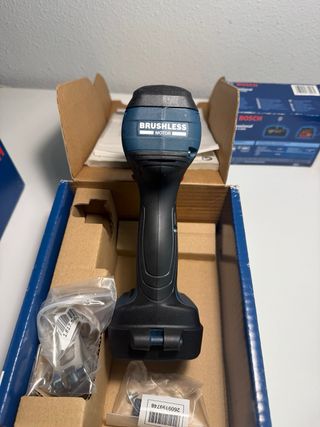 Llave/Atornillador Impacto Bosch GDX 18V-200 + Bat