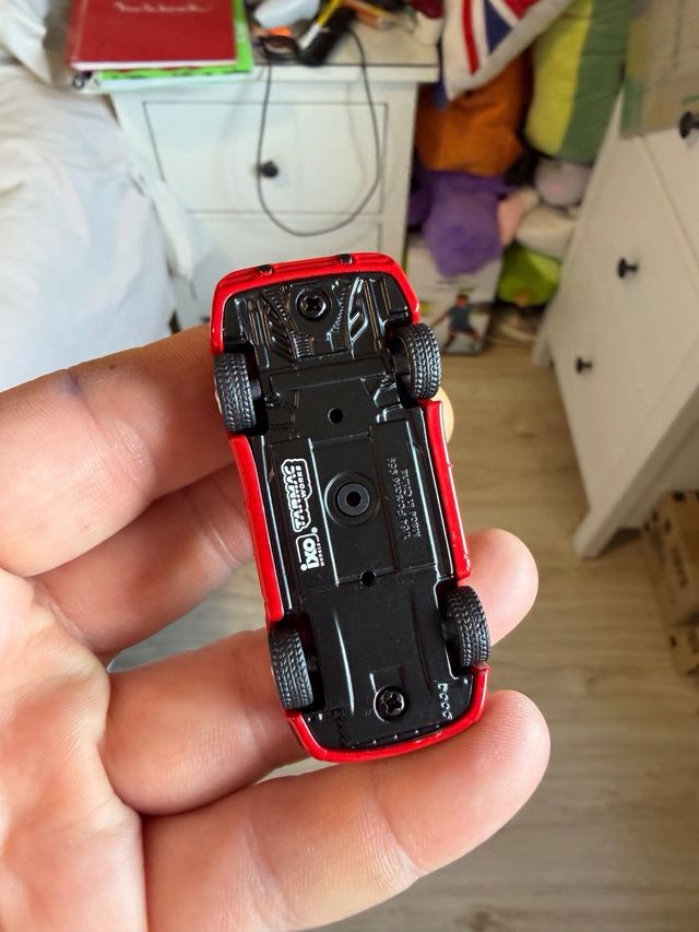 Porsche 959 rojo Tarmac IXO