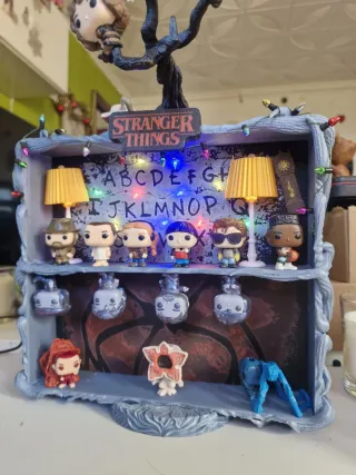 Diorama Stranger Things Funko Pop