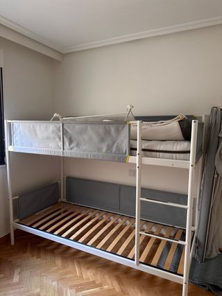 Litera Ikea VITVAL Gris/Blanco