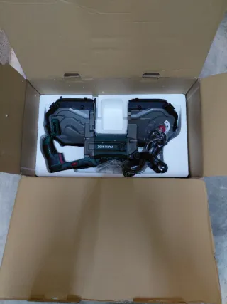 Sierra de cinta Parkside para metales