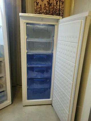 Congelador Rommer CV25A+ Clase A+