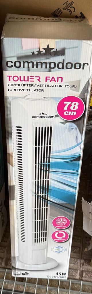 Ventilador de Torre Commodoor 78 cm