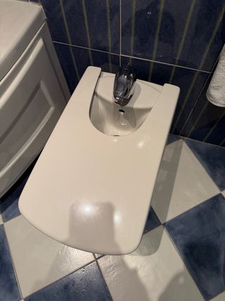 Mueble de baño con lavabo