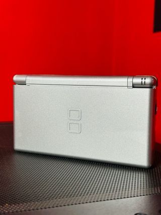 Nintendo DS Lite Plata ( Como Nueva )