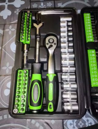 Maletín de herramientas nuevo sin usar.