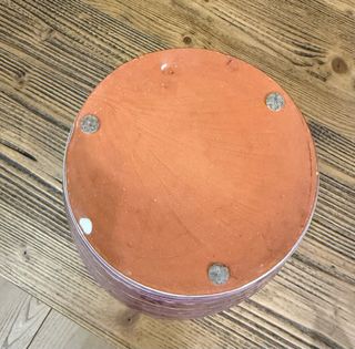 Portavaso melanzana con spirali bianche