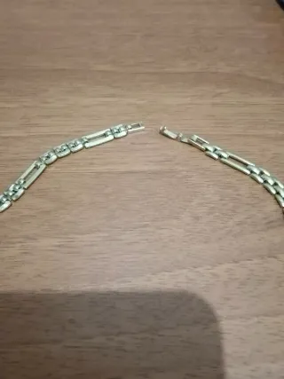 Conjunto collar y pendientes con pedrería