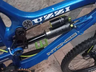 Bicicleta Intense Uzzi 27.5