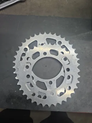 Corona 38/35 Dientes Plato paso 415