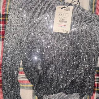 Camiseta Pull&Bear lentejuelas plateada S