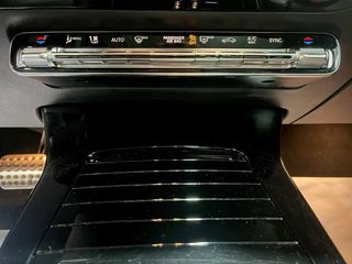 Mercedes CLA 200d AMG / NACIONAL / TECHO SOLAR