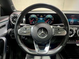 Mercedes CLA 200d AMG / NACIONAL / TECHO SOLAR