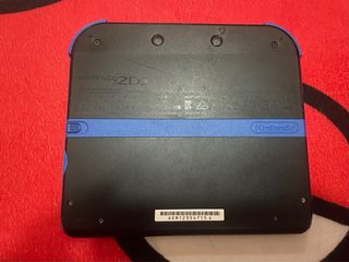 Nintendo 2DS Azul y Negra