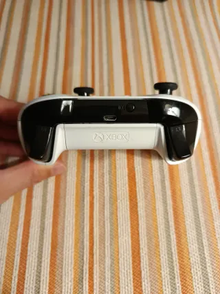 Mando Xbox One Blanco