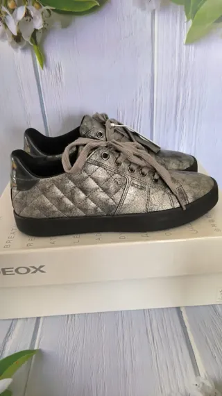 Zapatillas Geox plateadas talla 36