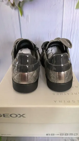 Zapatillas Geox plateadas talla 36