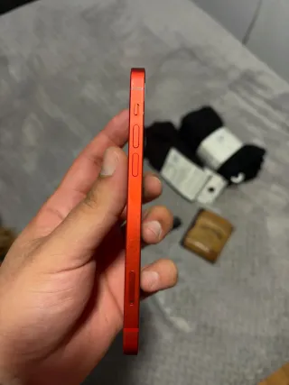 iPhone 12 128GB Rosso