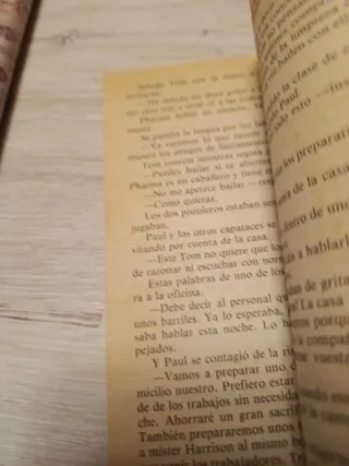 Dos libros antiguos bruguera