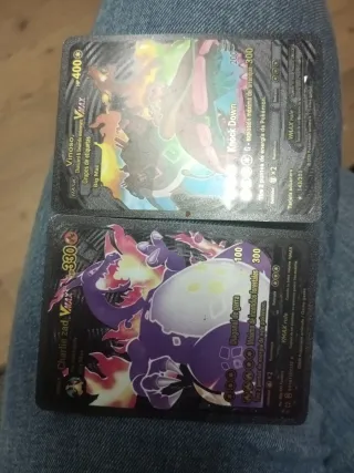 2 Cartas Pokémon VMAX Charizard