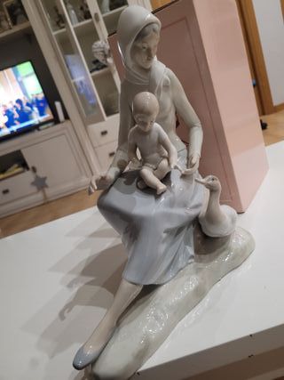 Figura Nao Lladro Madre e Hijo